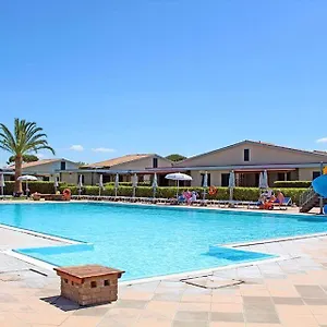 https://la-cecinella-apartments.it-tuscanyhotel.com